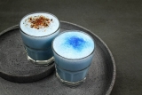 Blauwe latte iemand?
